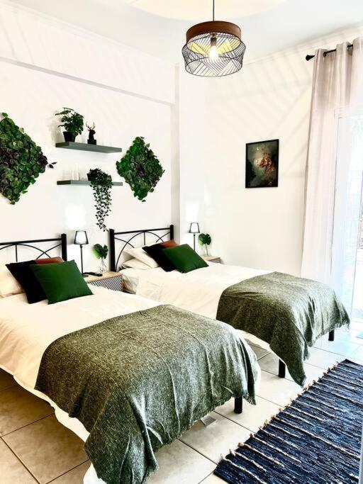 Modern Condo With Garage Near The Square And Beach Aigio Extérieur photo